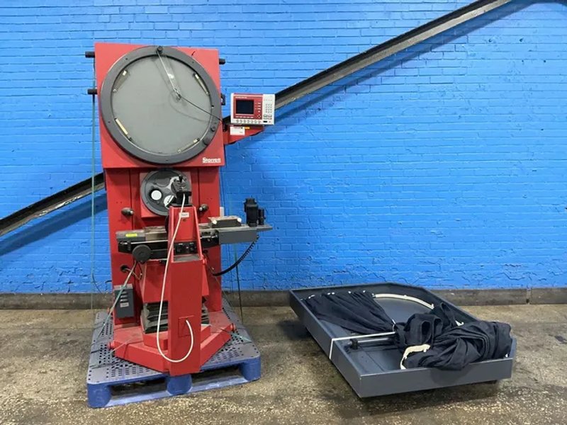 Starrett 24” Optical Comparator - Hf 600