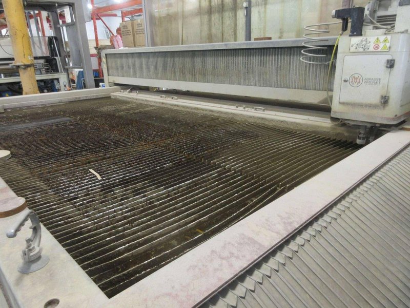 6′ x 12′ Mitsubishi MWX4-612 Water Jet, 2012 – Upgraded KMT Intensifier (Pro 60) 90,000 PSI