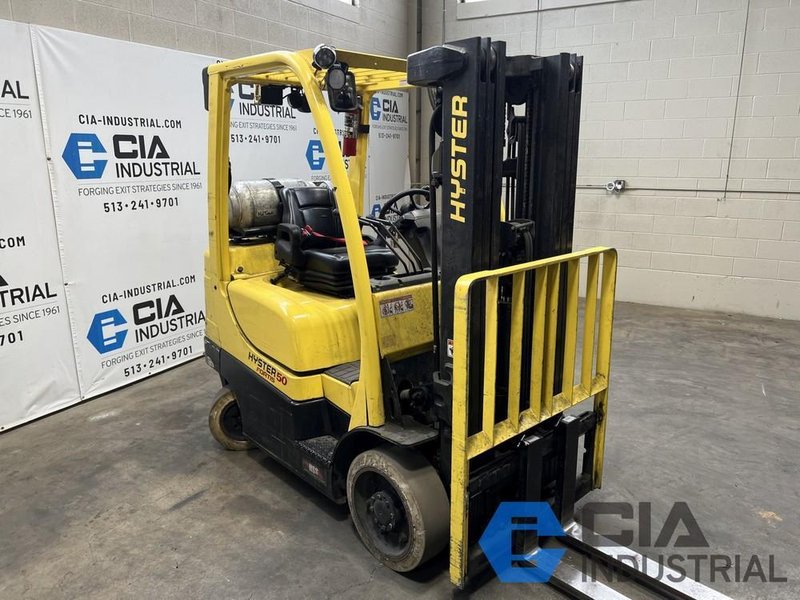 2021 - 5,000 LB. HYSTER S50FT SOLID TIRE LP GAS FORKLIFT