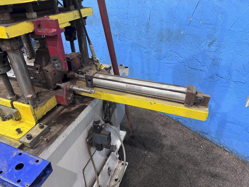 15 TON AIRAM PNEUMATIC 4 POST CUTOFF PRESS: STOCK #79286