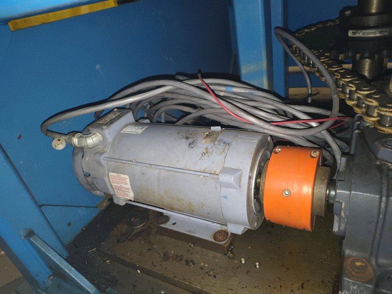 60" AWC HORIZONAL MOTORIZED PALLET WIRE TYPE COIL REEL UNCOILER : YOBRO 26505