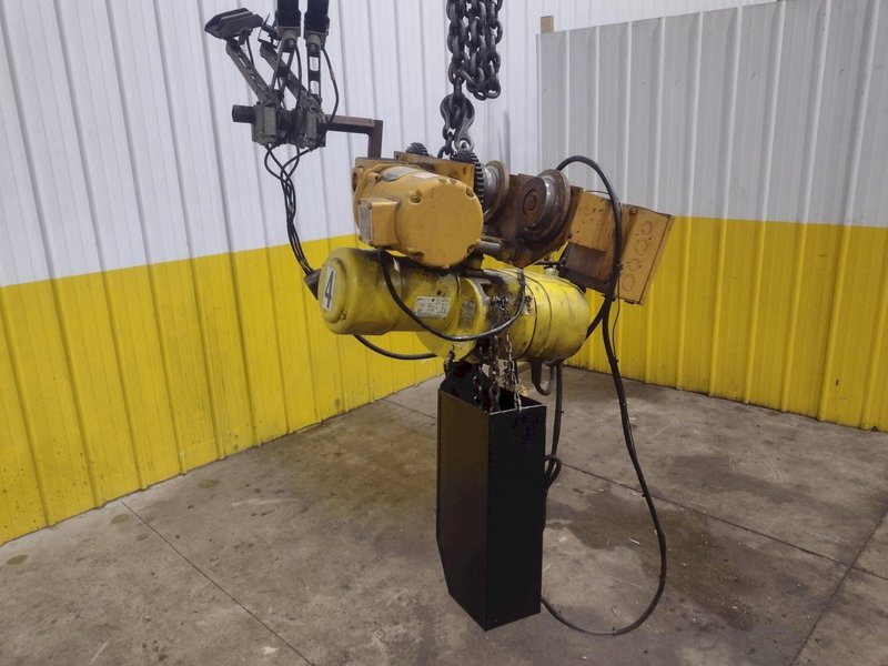 2 TON BUDGIT ELECTRIC CRANE HOIST: YOBRO #24609