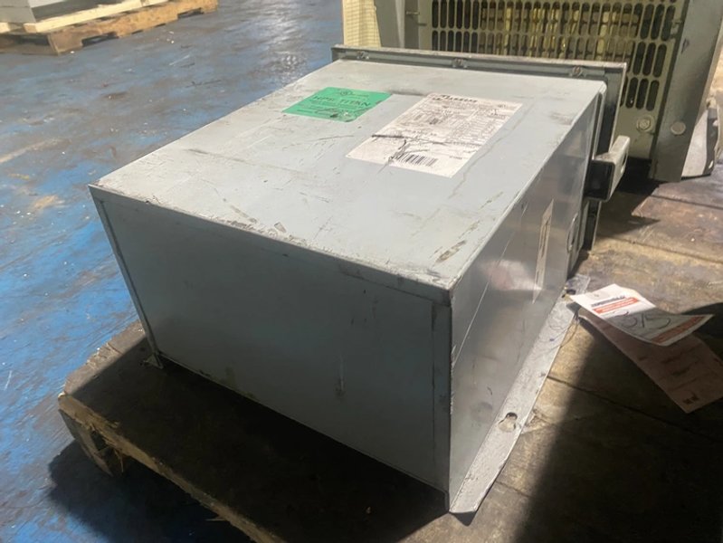 Hammond Power Solutions – P009QKKF Transformer 600/480V – 480Y/277V, 9kVA USED