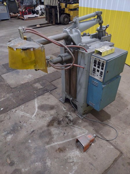 40 KVA x 8" FEDERAL MODEL #R6-36-M ROCKER ARM SPOT WELDER: STOCK #19286