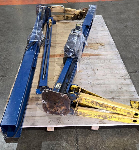 ROTARY 2-Post Vehicle Lift USED