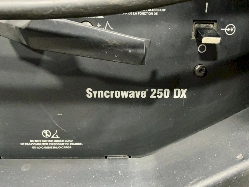 Miller  250 A  Welder  - Syncrowave 250dx