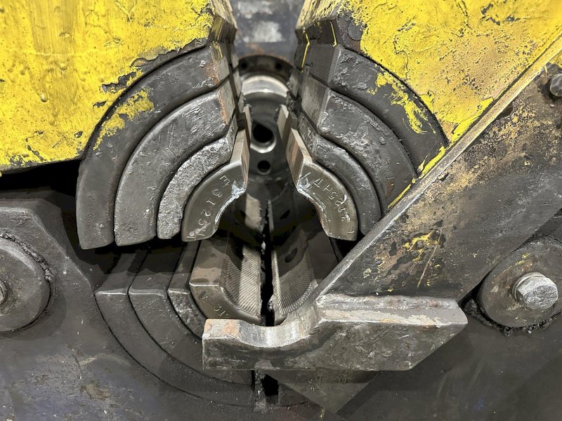 200 TON (2-3/8" TO 9-5/8") DIAMETER TRUE GRIT MODEL CT200 HYDRAULIC TUBE &amp; PIPE PUSH POINTER / END FORMER/ SWAGING PRESS: STOCK #22399