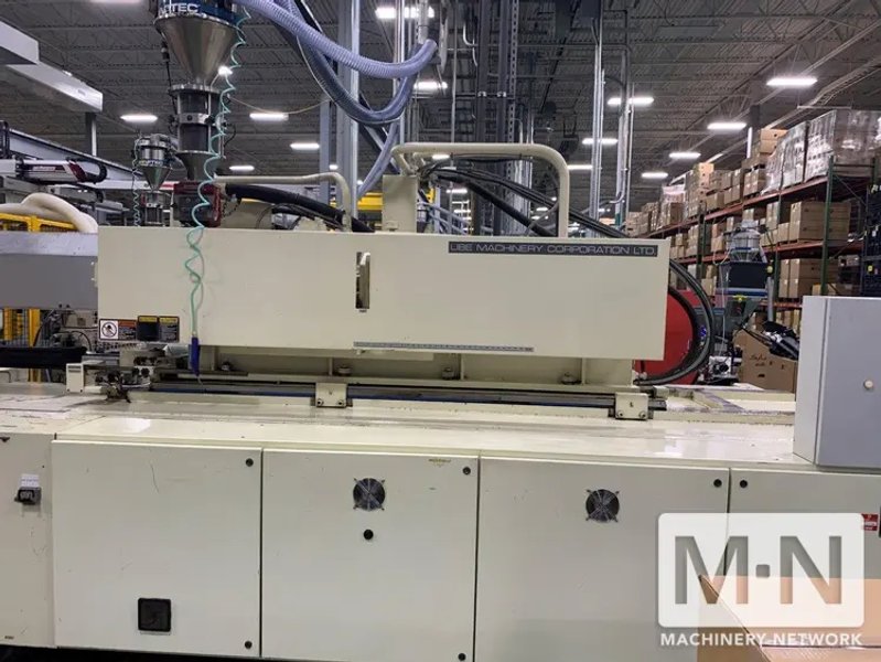 1000 TON 148 OZ UBE MODEL UZ1000 INJECTION MOLDING MACHINE MFG 2013