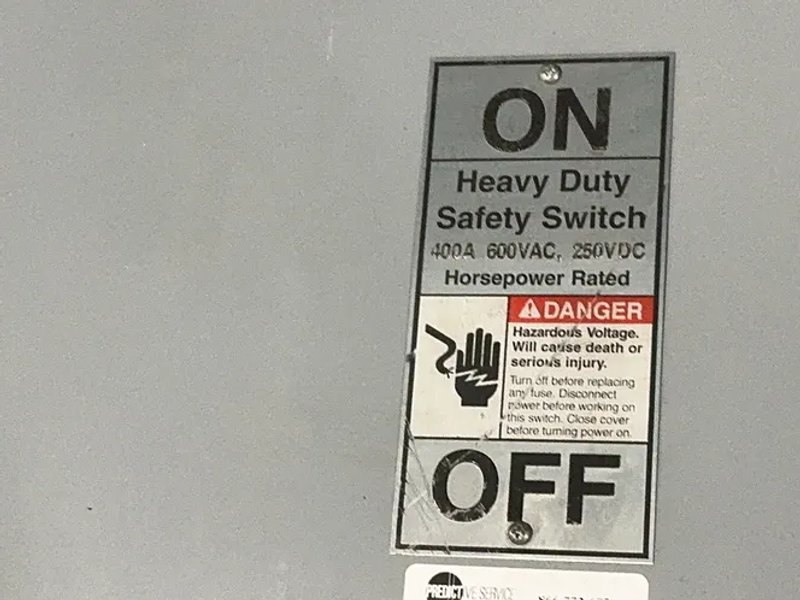 Siemens  400 Amps  Heavy Duty Safety Switch  - Hf365