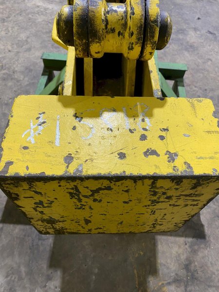 7,500 LB 3.75 TON BRADLEY SINGLE RIM VERTICAL COIL LIFTING TONG SCISSOR TYPE COIL LIFT: STOCK #15818