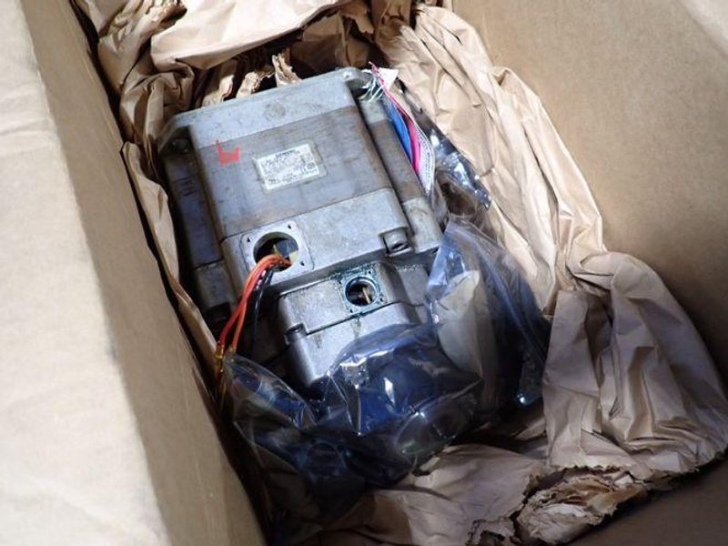 Siemens 5000 Rpm Servo Motor - 1fk7101-5af71-1dgo