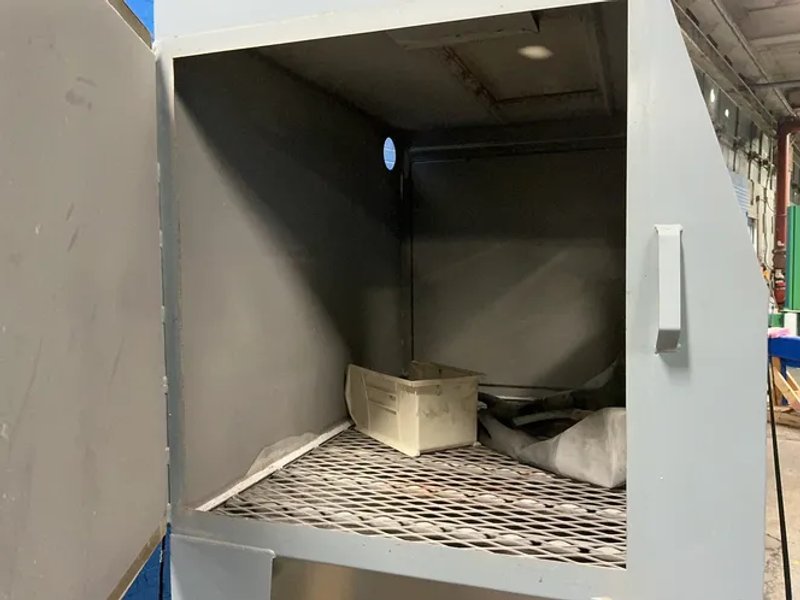 Trinco Tool Co 48" X 36" Blast Cabinet - 48x36/bp