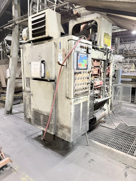 Hunter model hmp 10C automatic molding machine s/n 82P928, op. with Emerson PLC, feed belt