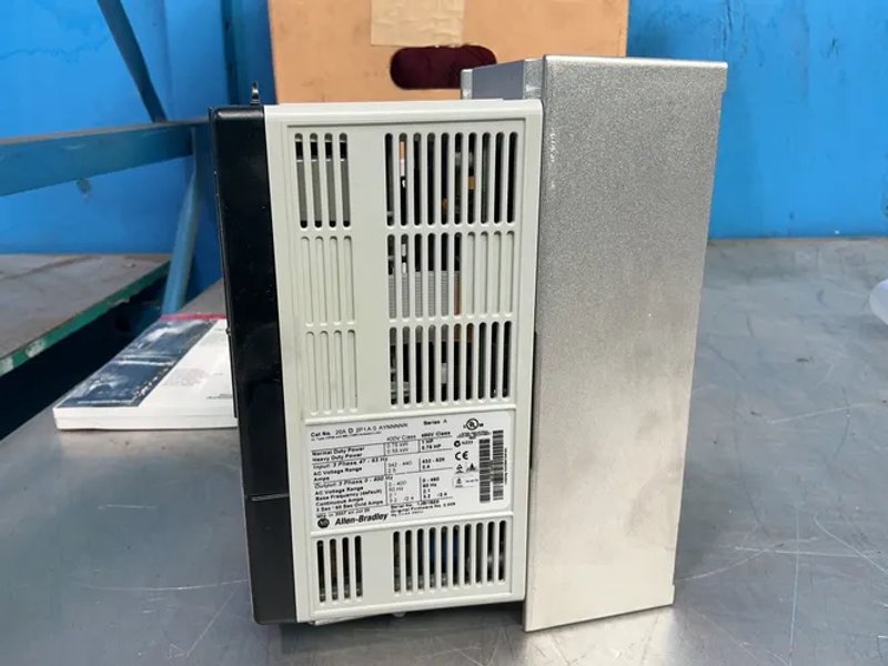 Allen Bradley 1/0.75 Hp Powerflex 70 Variable Frequency Drive - 20ad2p1a0aynnnn