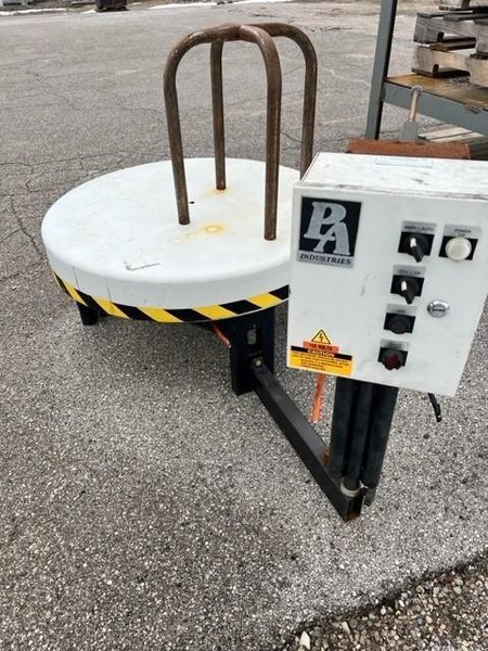 4,000lbs x 42" PA POWERED PALLETIZER / DECOILER STOCK # 3662