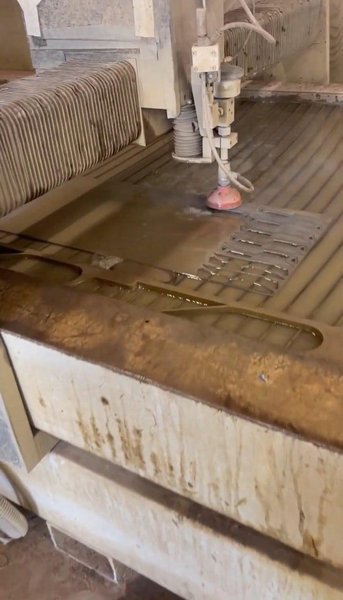 6′ x 12′ Multicam V-Series Waterjet, 2013 – Low Hours