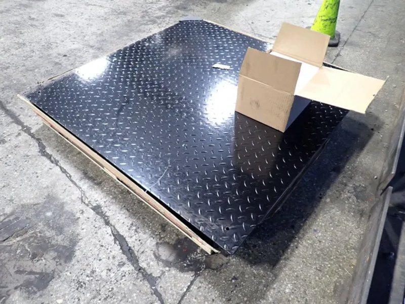 Industrial Scales  5000 Lbs / 48" X 48" Digital Floor Scale  - Lp760-4x4