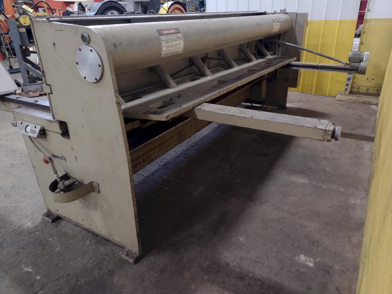 10' X 10 GA CHICAGO MODEL #UA10-135 HYDRAULIC SHEAR: STOCK #17508