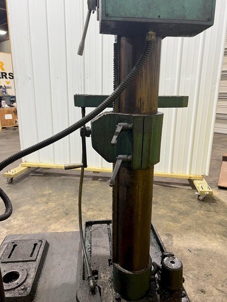 27" GRIZZLY MODEL #G0756 HEAVY DUTY DRILLING &amp; TAPPING SINGLE SPINDLE DRILL:: STOCK 16885