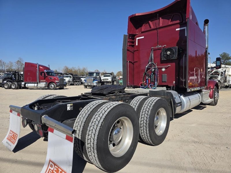 2022 Peterbilt 567 Stock #804179