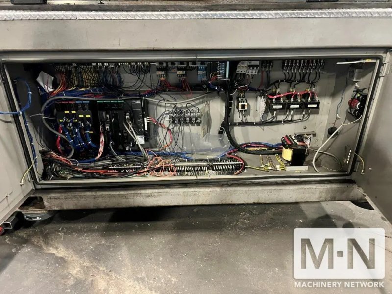 240 TON 10.7 OZ TOSHIBA MODEL EC240V21-6 INJECTION MOLDING MACHINE MFG 2002