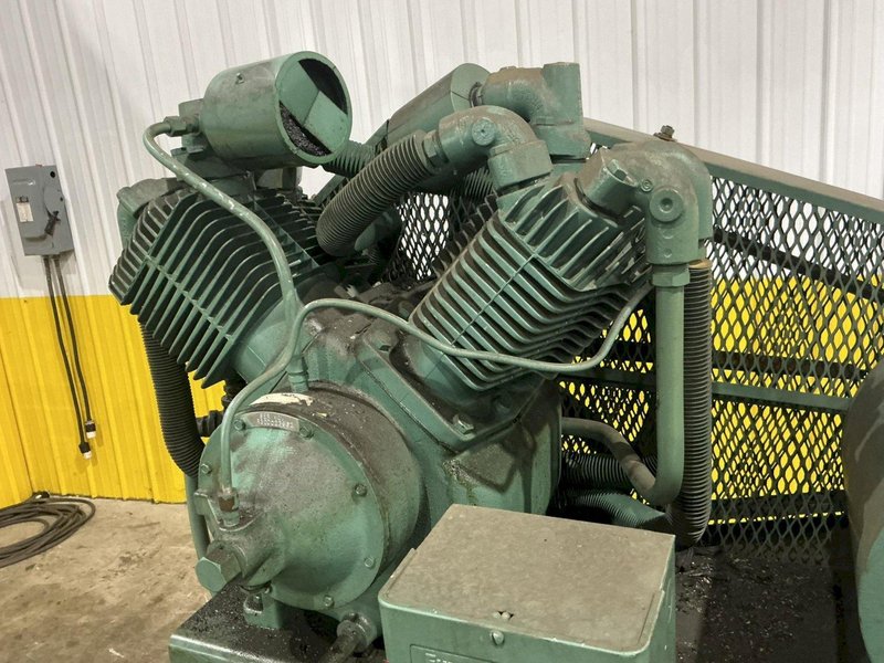 7.5 HP CHAMPION MODEL #VR7-12 VERTICAL AIR COMPRESSOR 120 GALLON: YOBRO #25933