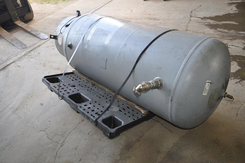 200 GALLON STEEL FAB AIR SURGE TANK