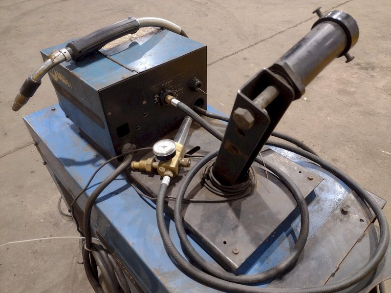 200 AMP MILLER MODEL #CP-200 DC ARC WELDER &amp;  S-22 WIRE FEEDER: STOCK #19659