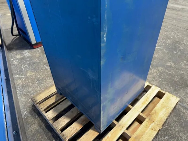 9 Drawers Tool Cabinet