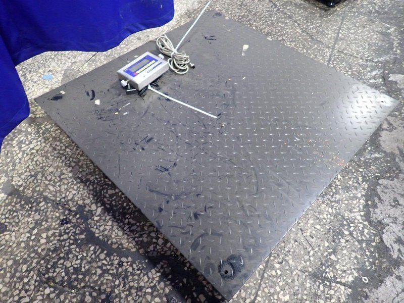 Industrial Scales  5000 Lbs / 48" X 48" Digital Floor Scale  - Lp760-4x4