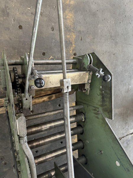 2,000 LB X 20" ROWE 2010-PR COIL CRADLE. STOCK # 0789424.