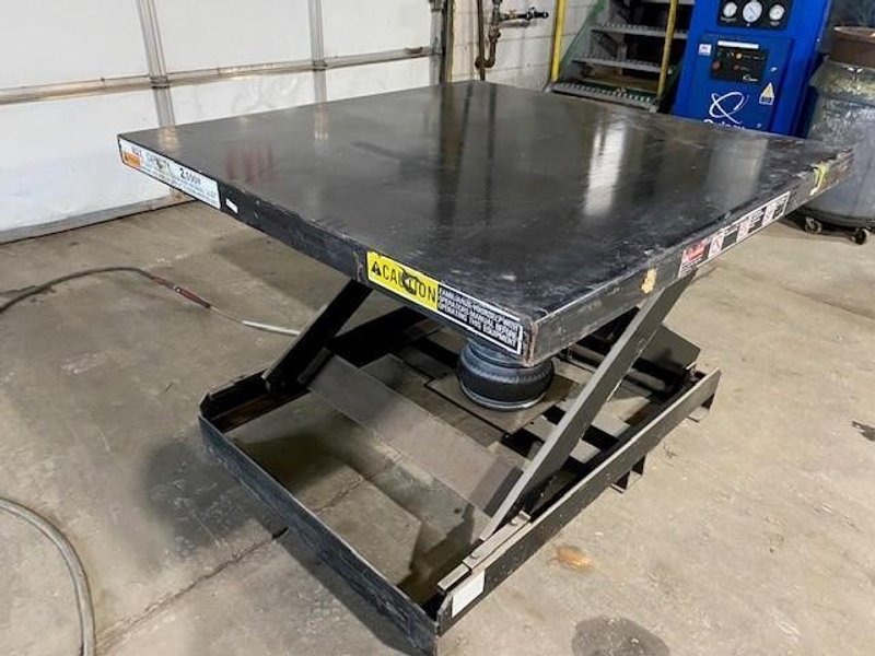 48" X 48" 2,500LBS AUTOQUIP CORP PNEUMATIC LIFT TABLE STOCK# 2872