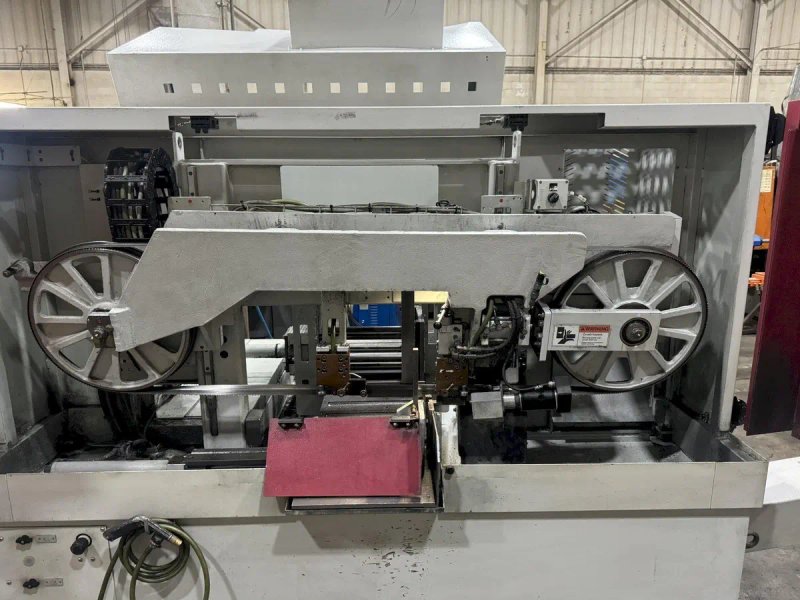 USED BEHRINGER 11.8" X 10.2" DUAL POST AUTOMATIC BANDSAW MODEL HBE 261A, Year: 2021