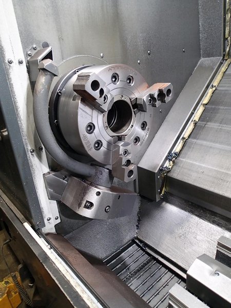 Haas ST-35 CNC Lathe, 2022 – Programmable Tailstock, Presetter, 12″ Chuck, Conveyor