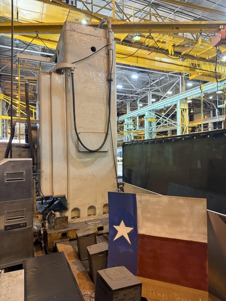 5" Cincinnati Gilbert Floor Type Horizontal Boring Mill with Rotary Table and Floor Plate