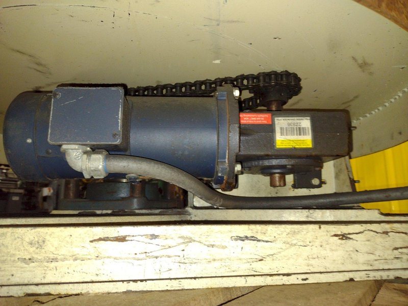 5000 LB X 42" DURANT MODEL #5025-42 R SERIES MOTORIZED HORIZONTAL PALLET DECOILER: STOCK #20261