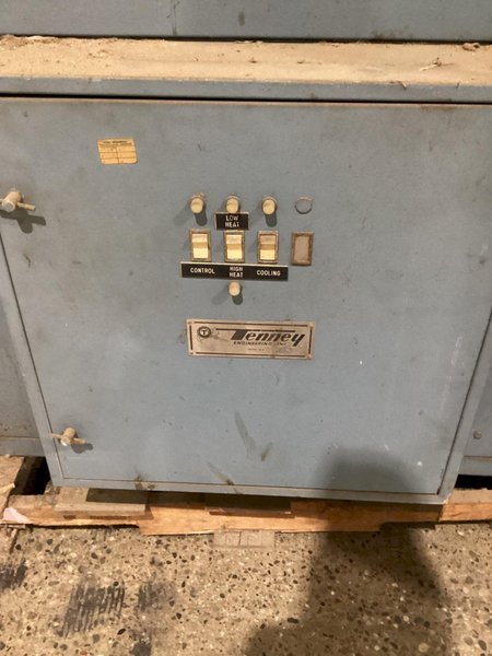TENNEY 14 ENVIRONMENTAL CHAMBER OVEN W/ BRISTOL RECORDER USED