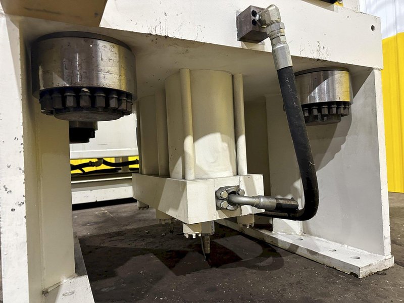 200 TON AMD 4-POST TIE-ROD FRAME HEAVY DUTY HYDRAULIC PRESS &amp; MULTI-PRESSURE HYDRAULIC UNIT: STOCK #19452