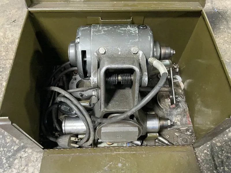 Dumore Tool Post Grinder  - 5-021