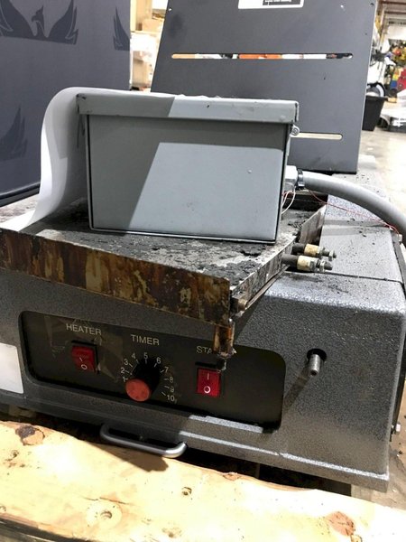 ADVENT 200 LABEL APPLICATOR USED WITH NO STAND