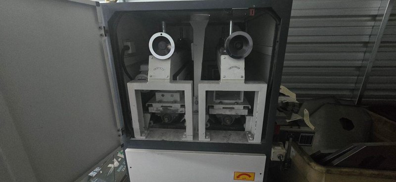 Timesavers 1221-02-44 Dual-Drum Deburring Machine, 2014