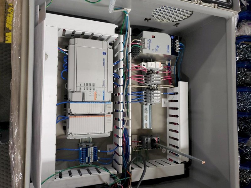 AEC New VTC-2/20 Material Handling Control Panel, 24VDC Control Voltage, 2 Pump, 20 Station