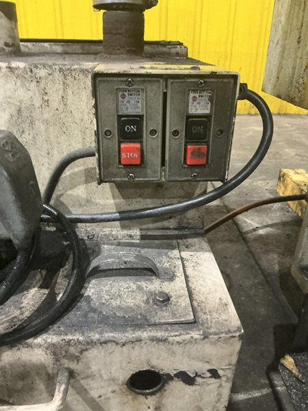 10" X 20" WILLIS MODEL 1020-3A HORIZONTAL HYDRAULIC SURFACE GRINDER: YOBRO #26300