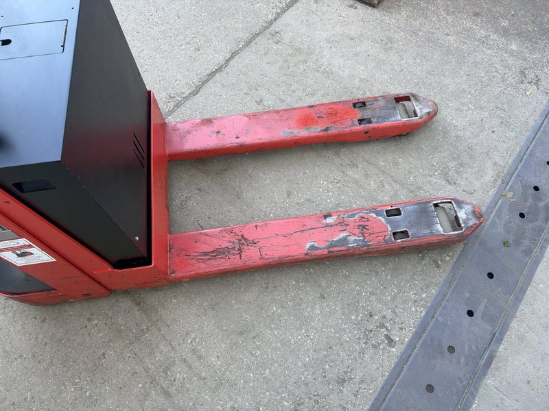 2021 LINDE MT20 Electric Pallet Jack