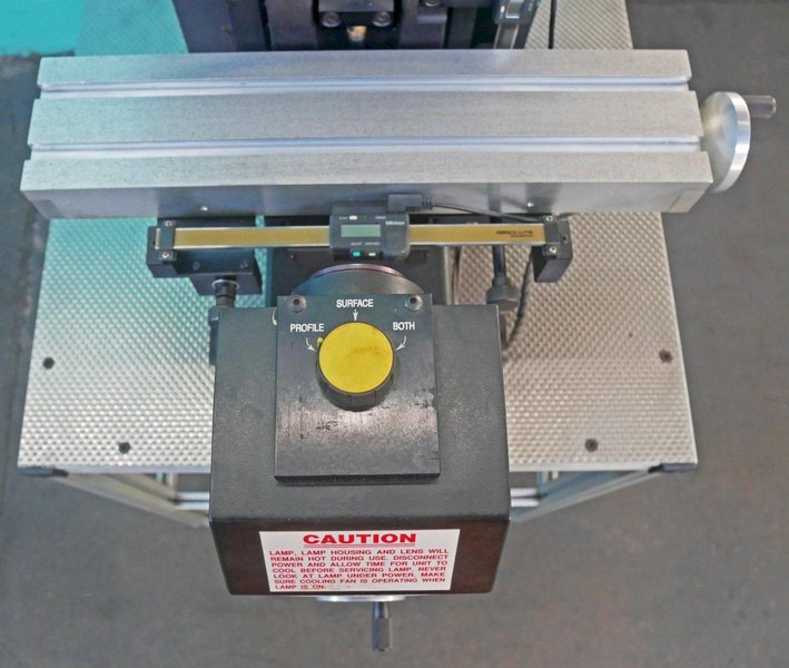 Suburban Tool Master-View 14" Optical Comparator