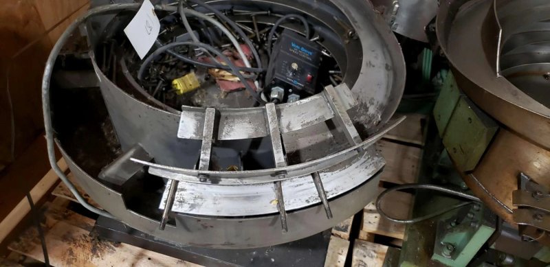 21" CW Feeder Bowl
