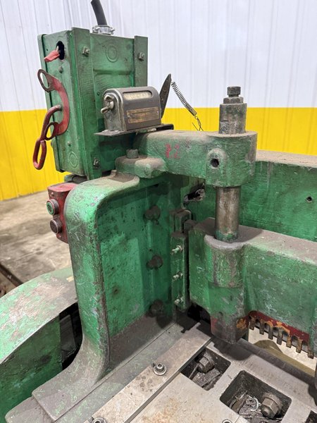 4' X 10 GA WYSONG MODEL #1048 P21 10 GAUGE X 48" MECHANICAL POWER SQUARING SHEAR: YOBRO #26147