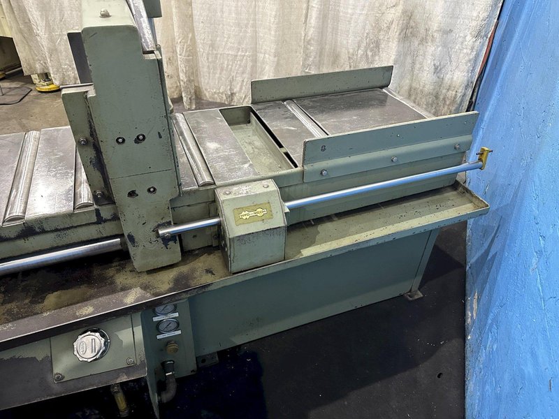13" X 18" HYDMECH MODEL S20A HORIZONTAL BAND SAW: STOCK #77533