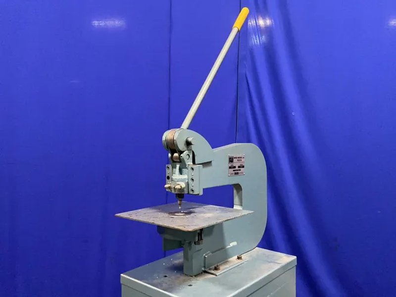 Roper Whitney, Co 4 Ton Sheet Metal Punch Machine  - 218