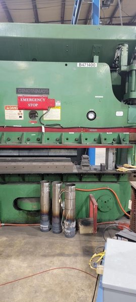 175 Ton x 10′ Cincinnati 175 FM Hydraulic Press Brake, 1985